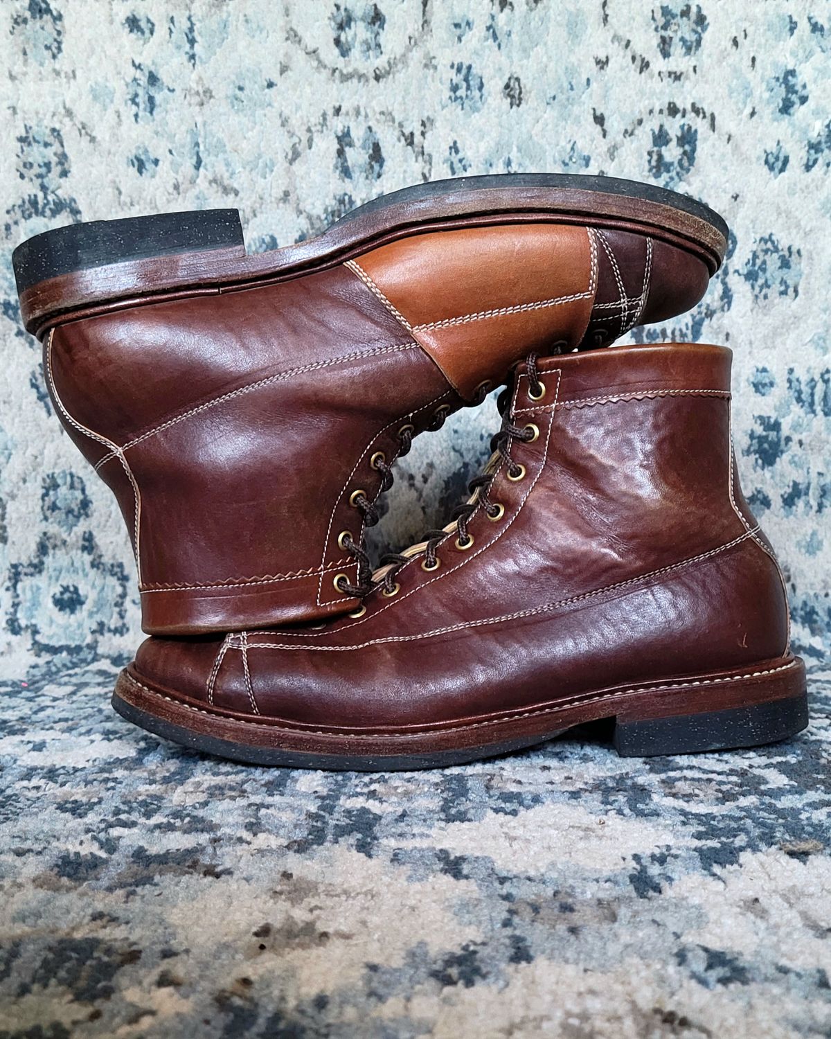 Photo by Arsenicmickey on February 3, 2026 of the Sagara Cordmaster in Conceria Cloe Superlux Horsebutt Overdyed Brown.