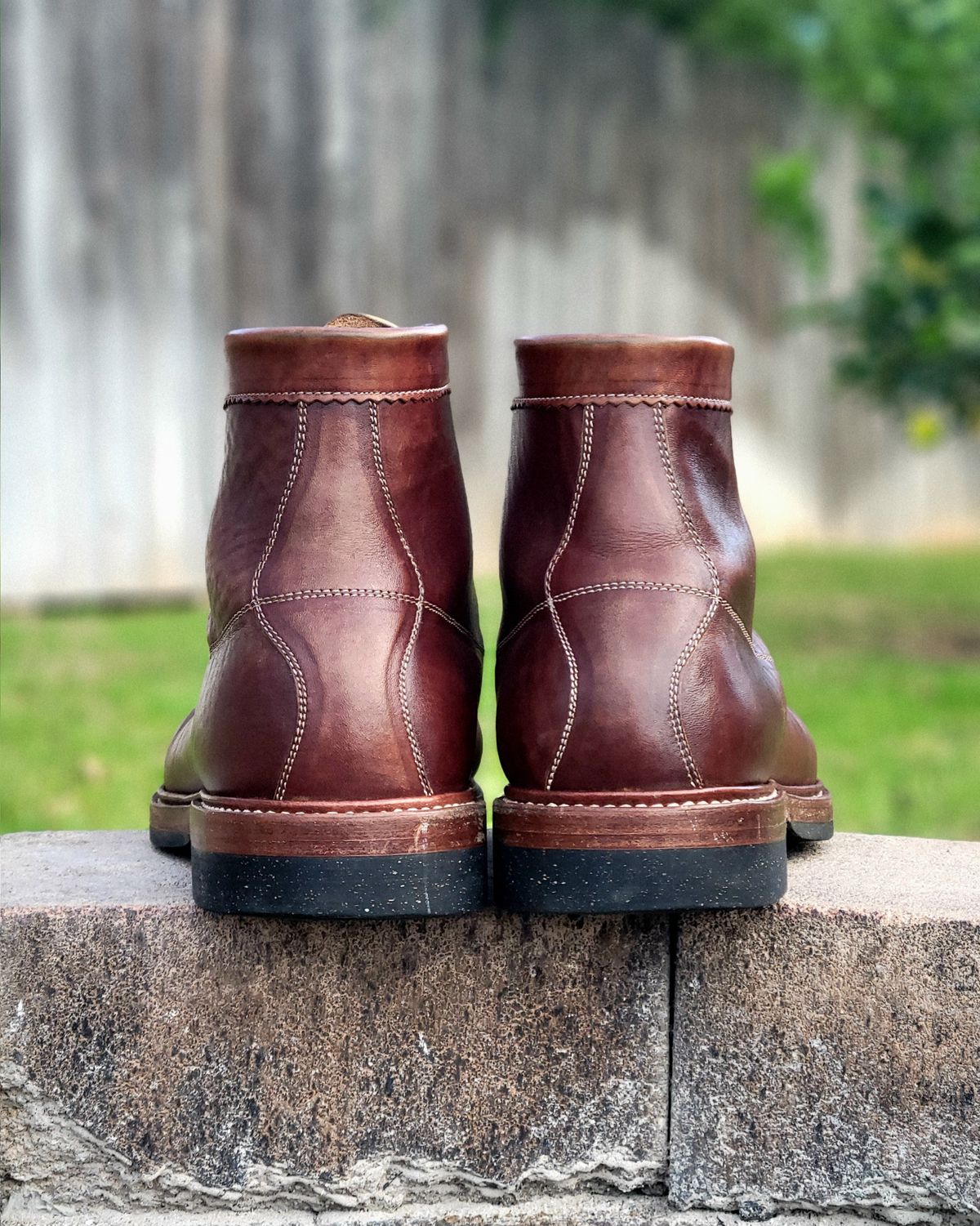 Photo by Arsenicmickey on March 5, 2026 of the Sagara Cordmaster in Conceria Cloe Superlux Horsebutt Overdyed Brown.