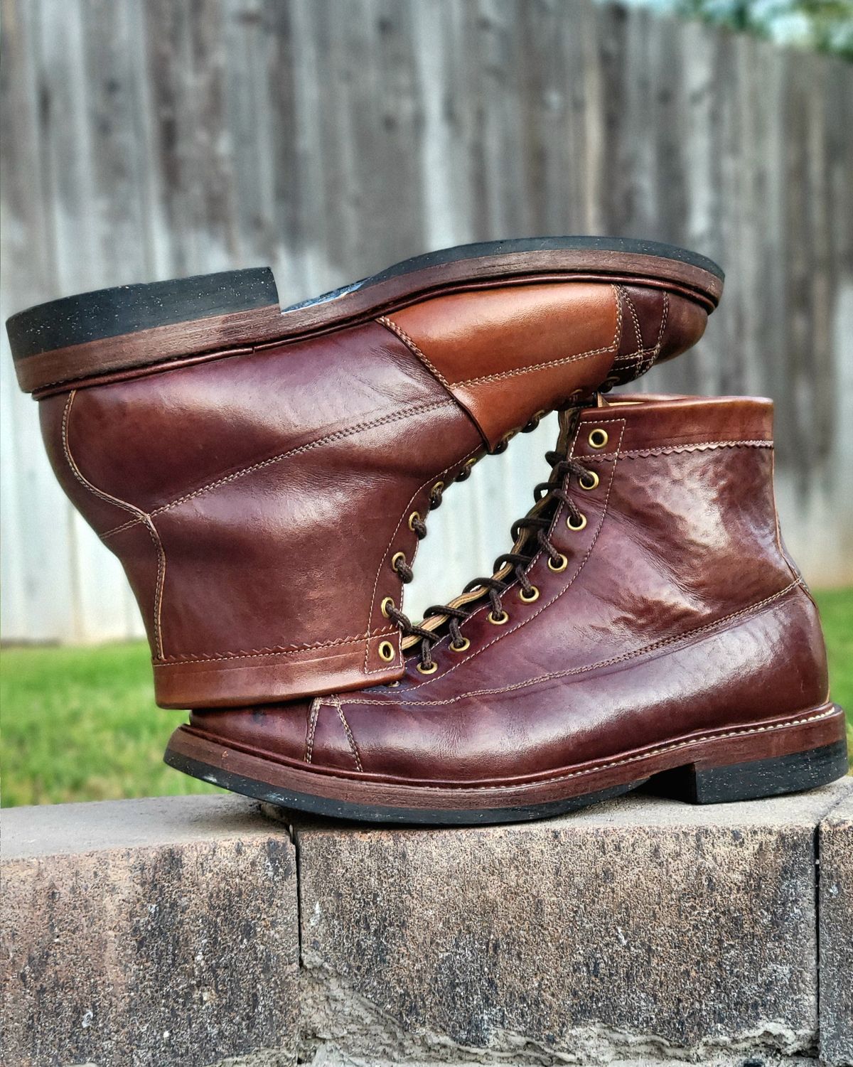 Photo by Arsenicmickey on April 3, 2026 of the Sagara Cordmaster in Conceria Cloe Superlux Horsebutt Overdyed Brown.