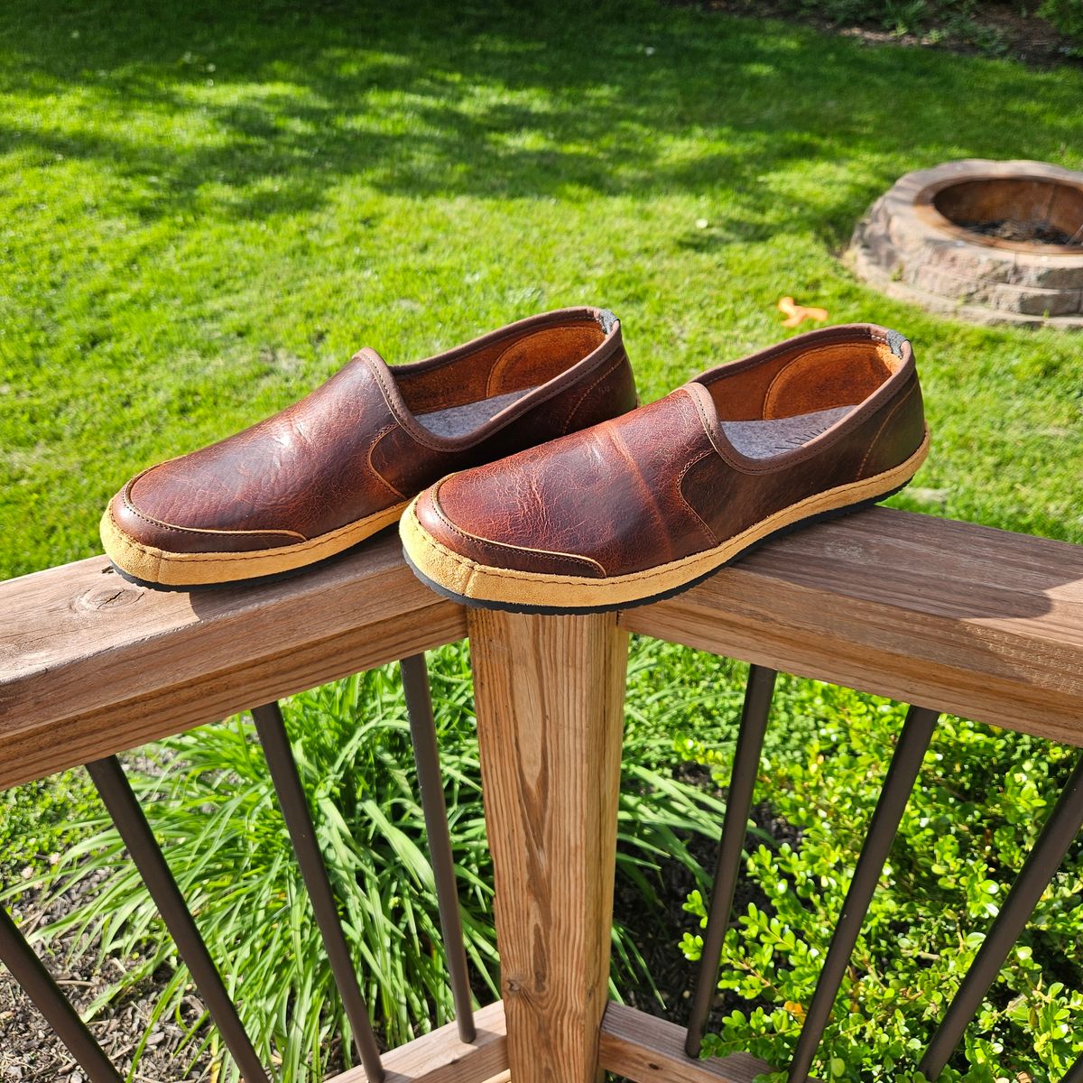 Photo by basicmechengineer on May 22, 2024 of the Queen City Footwear Vermont House Shoe - Loafer in Tobacco Bison.