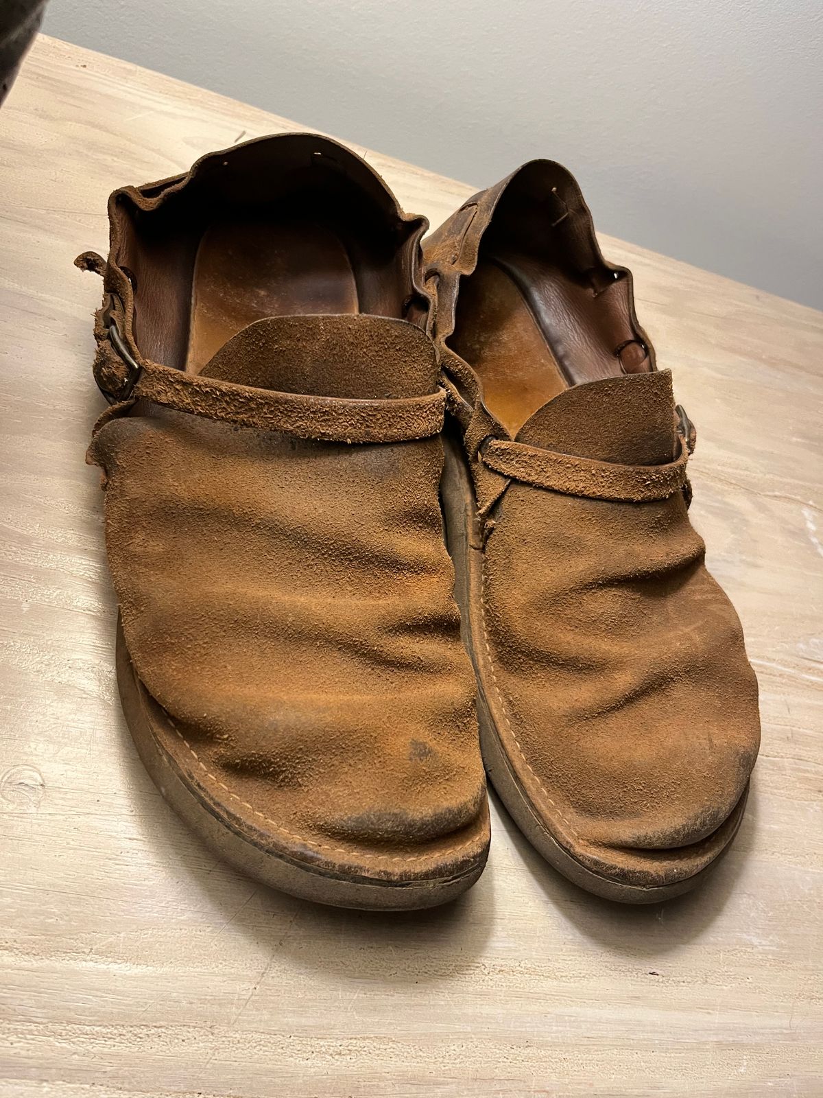 Photo by JSeppala on January 14, 2026 of the Aurora Shoe Co. Middle English in Horween Natural Chromexcel Roughout.
