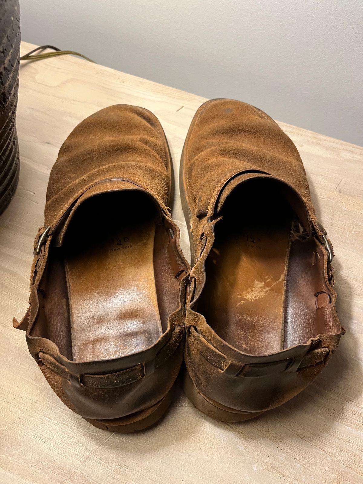 Photo by JSeppala on January 14, 2026 of the Aurora Shoe Co. Middle English in Horween Natural Chromexcel Roughout.