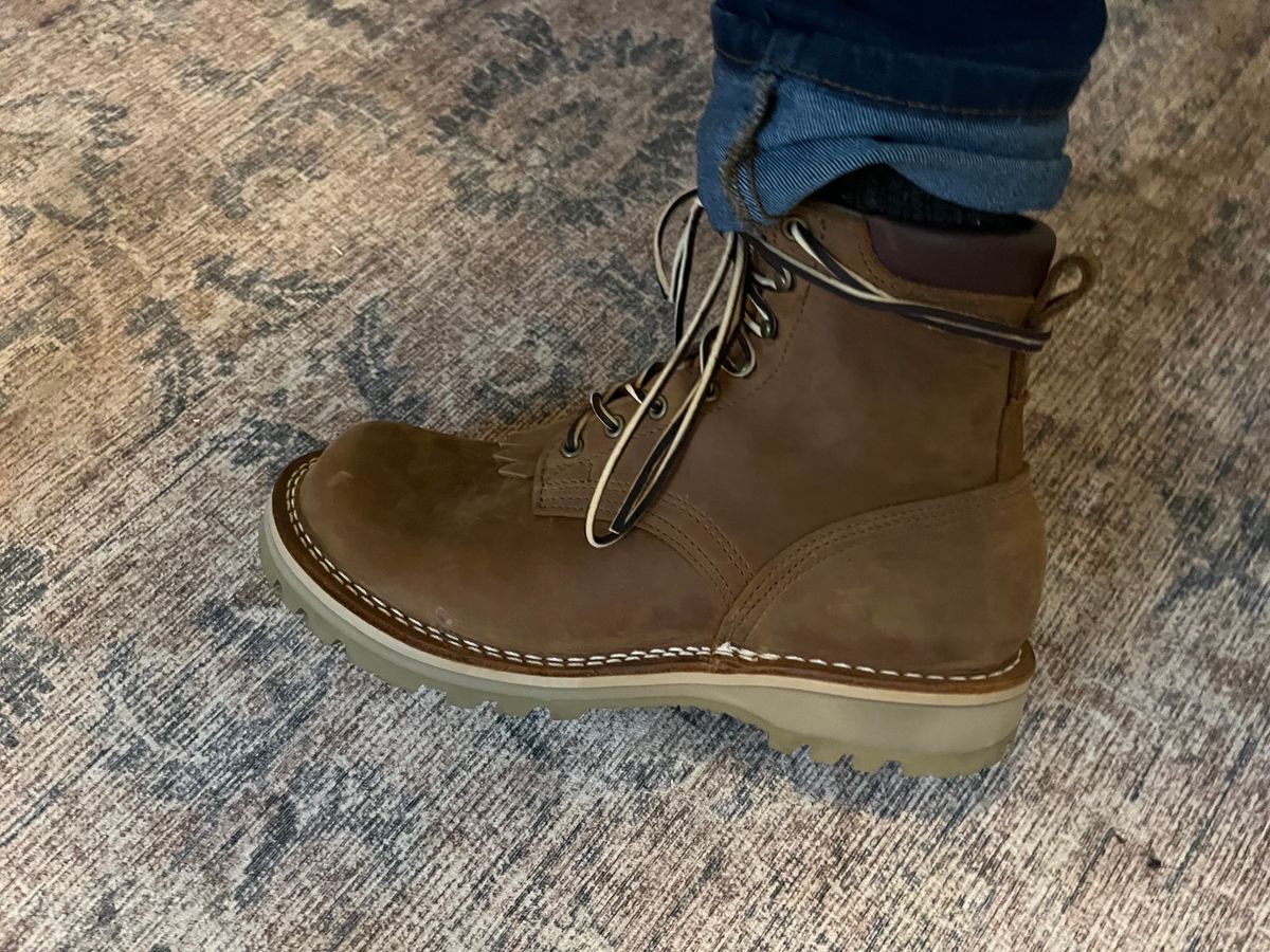 Photo by JSeppala on December 25, 2023 of the Nicks Turnbull in Seidel WeatherShield Brown.