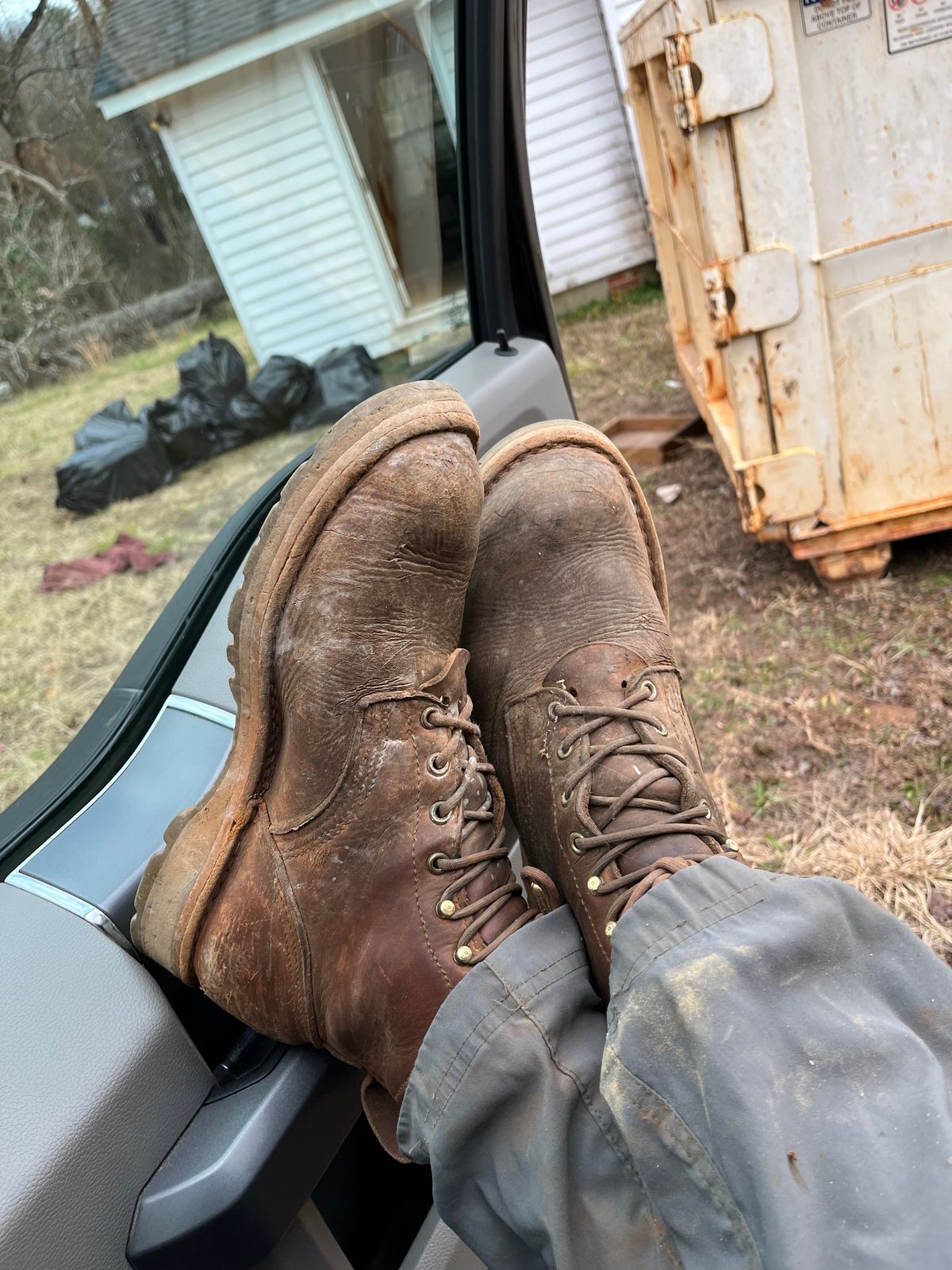 Photo by JSeppala on February 6, 2025 of the Nicks Turnbull in Seidel WeatherShield Brown.
