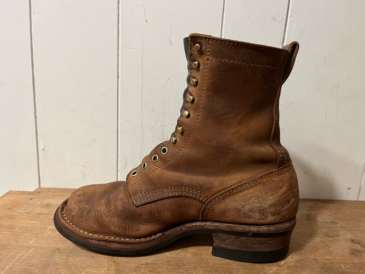 Photo by JSeppala on October 14, 2023 of the Drew's Boots 8-Inch Logger in Rowdy Smooth.