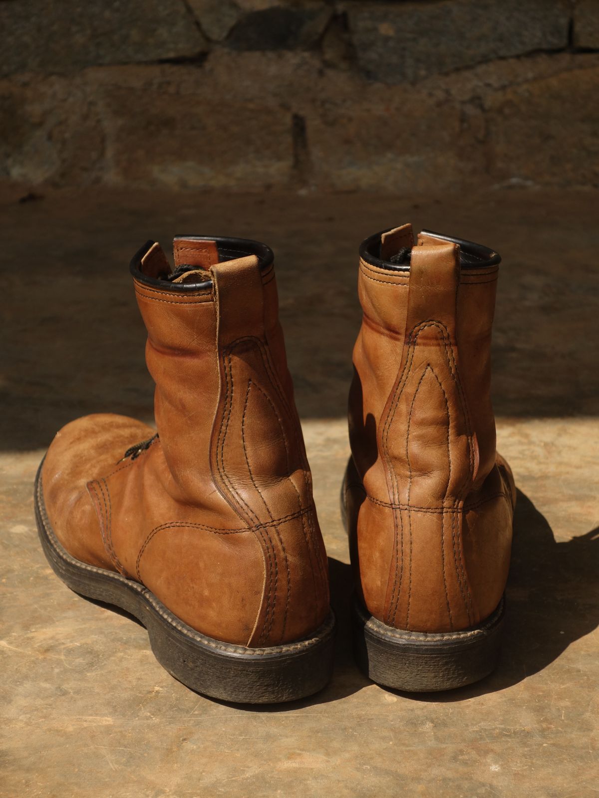 Photo by Nhannguyen on March 31, 2026 of the Sheboygan Unknown Model in Unknown Leather.