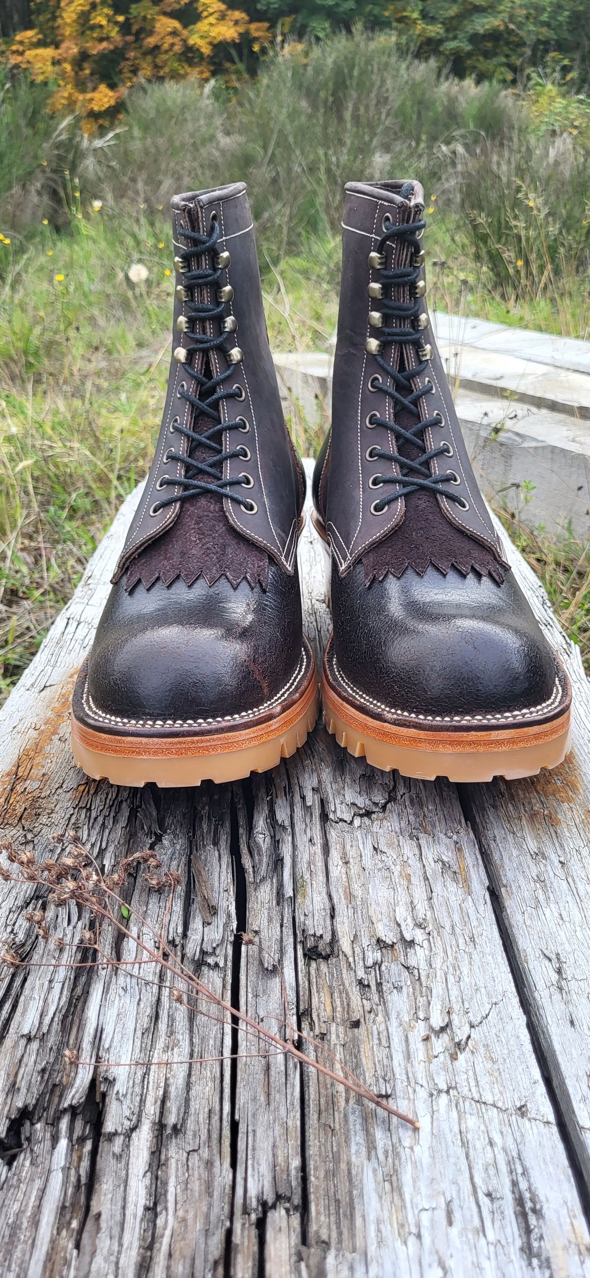 Photo by toddblas on October 13, 2023 of the Fortis Boots Custom DAKAR with Logger in Horween Java Waxed Flesh.