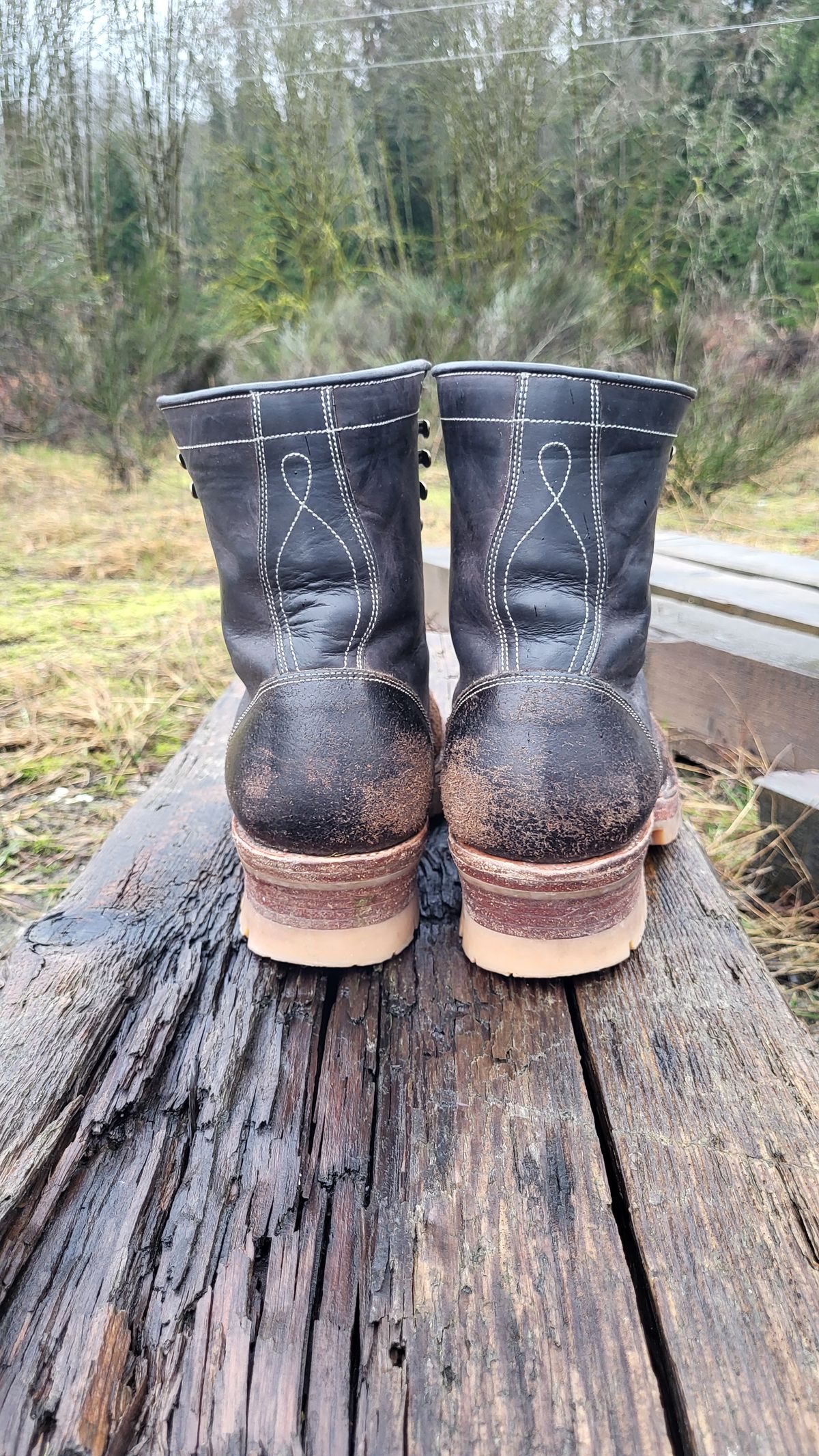 Photo by toddblas on March 3, 2024 of the Fortis Boots Custom DAKAR with Logger in Horween Java Waxed Flesh.