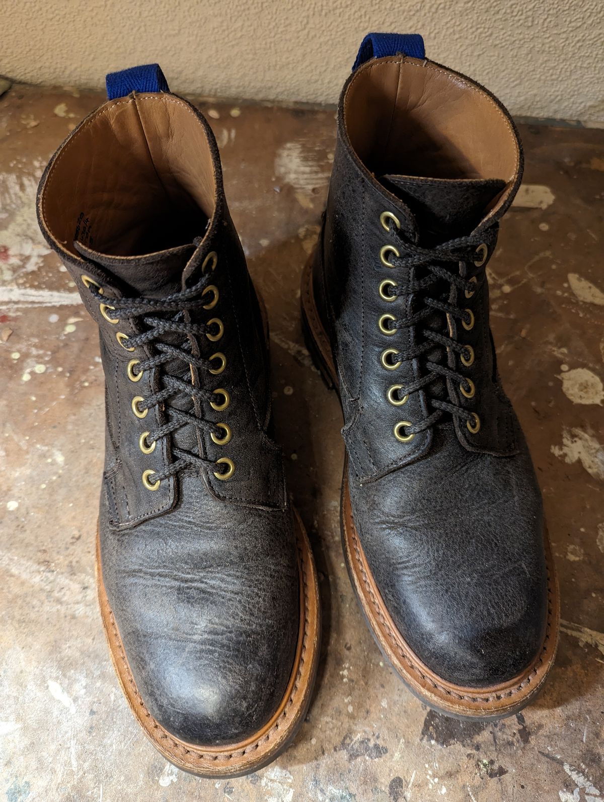 Photo by b_spoke_ on November 4, 2023 of the Tricker's Ripon Derby Field Boot in C.F. Stead Flint Kudu.