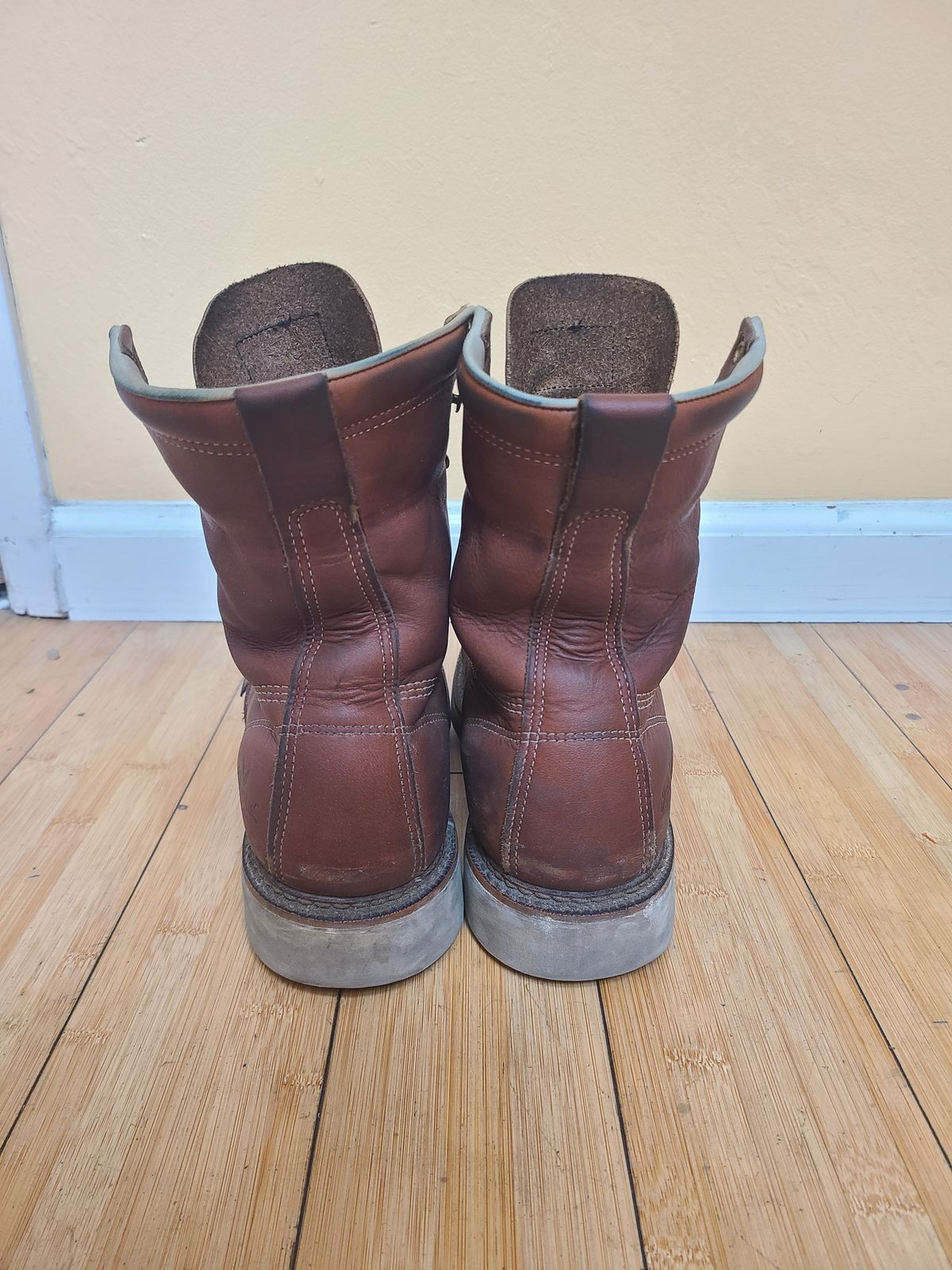 Photo by TheWorkingBastard on December 1, 2022 of the Thorogood 8" Plain Toe in Tobacco Gladiator Oil-Tanned.