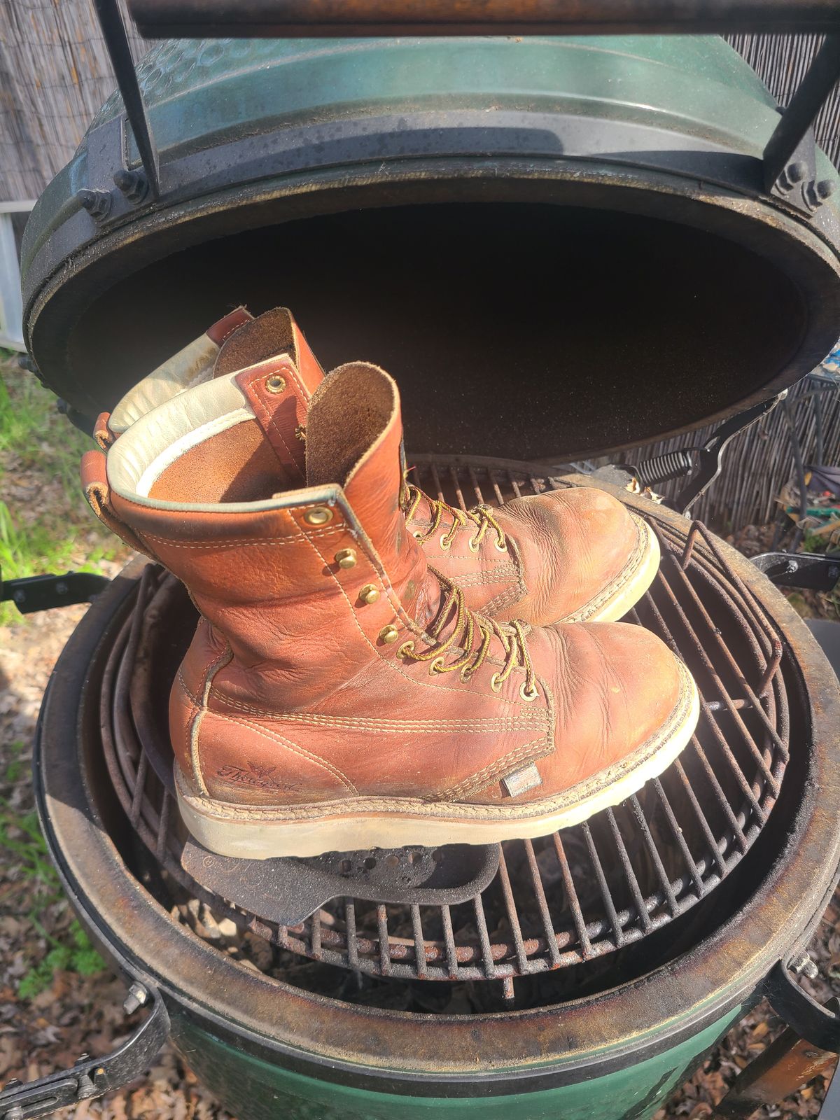 Photo by TheWorkingBastard on February 1, 2023 of the Thorogood 8" Plain Toe in Tobacco Gladiator Oil-Tanned.