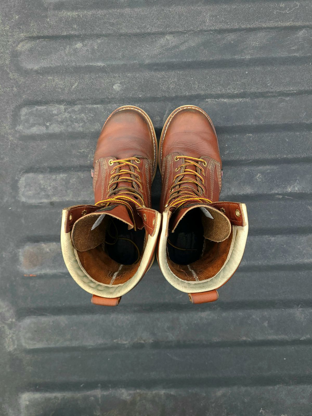 Photo by TheWorkingBastard on April 3, 2023 of the Thorogood 8" Plain Toe in Tobacco Gladiator Oil-Tanned.