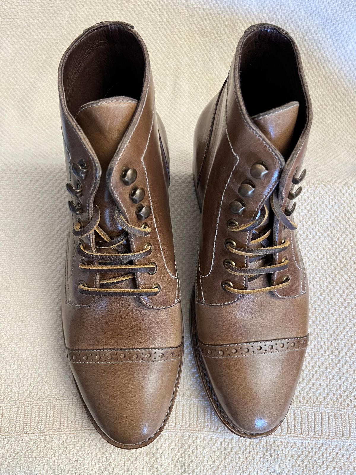 Photo by fieldlaf on October 1, 2023 of the Blkbrd Shoemaker Luchador Service Boot in Horween Natural Chromexcel.