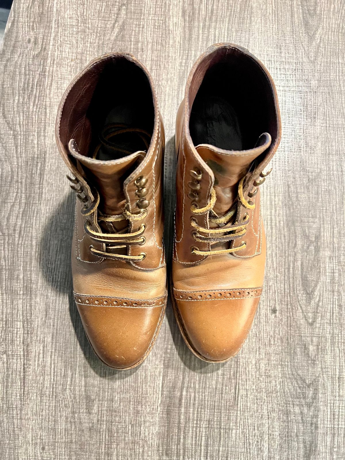 Photo by fieldlaf on November 2, 2023 of the Blkbrd Shoemaker Luchador Service Boot in Horween Natural Chromexcel.