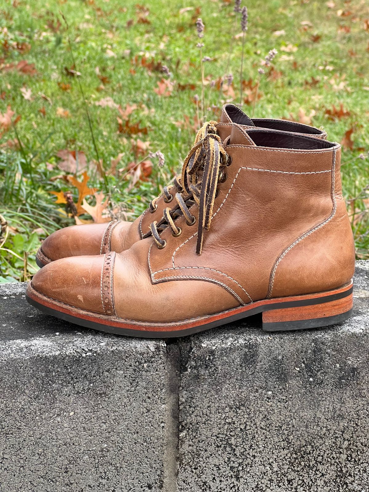 Photo by fieldlaf on December 4, 2023 of the Blkbrd Shoemaker Luchador Service Boot in Horween Natural Chromexcel.