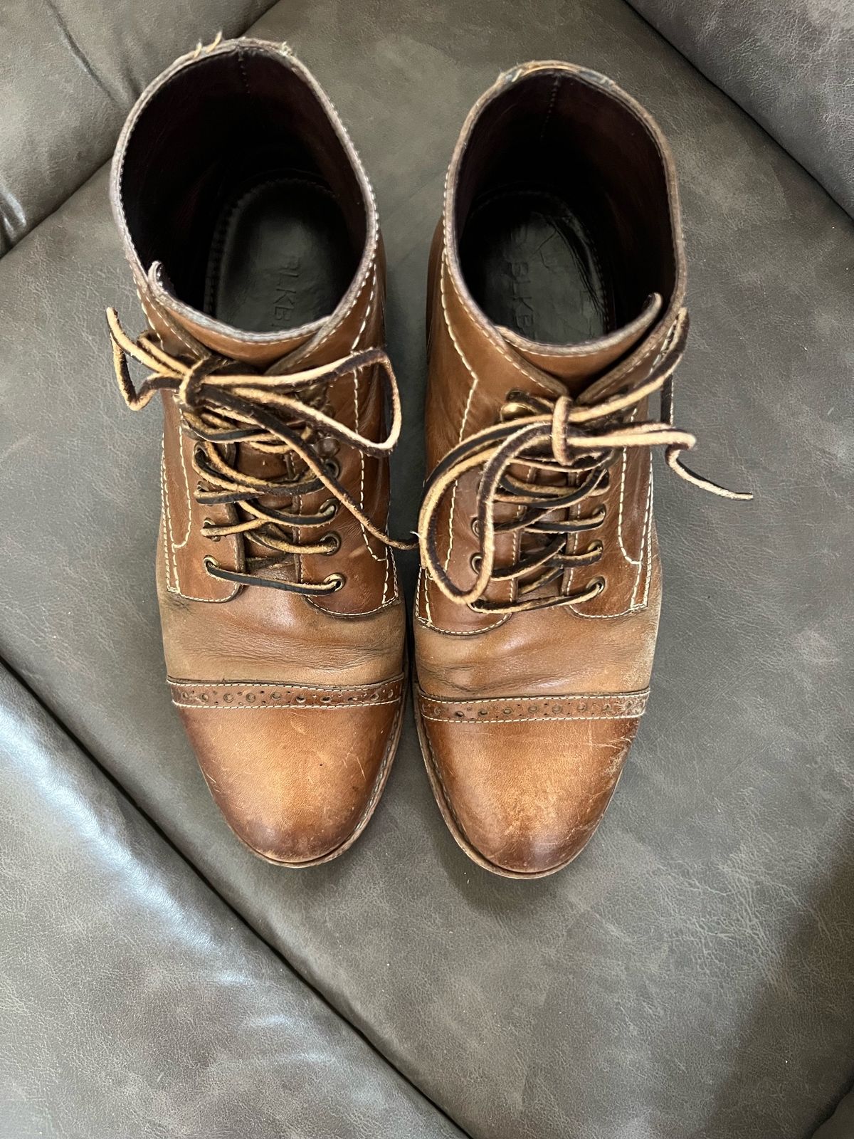 Photo by fieldlaf on January 1, 2024 of the Blkbrd Shoemaker Luchador Service Boot in Horween Natural Chromexcel.
