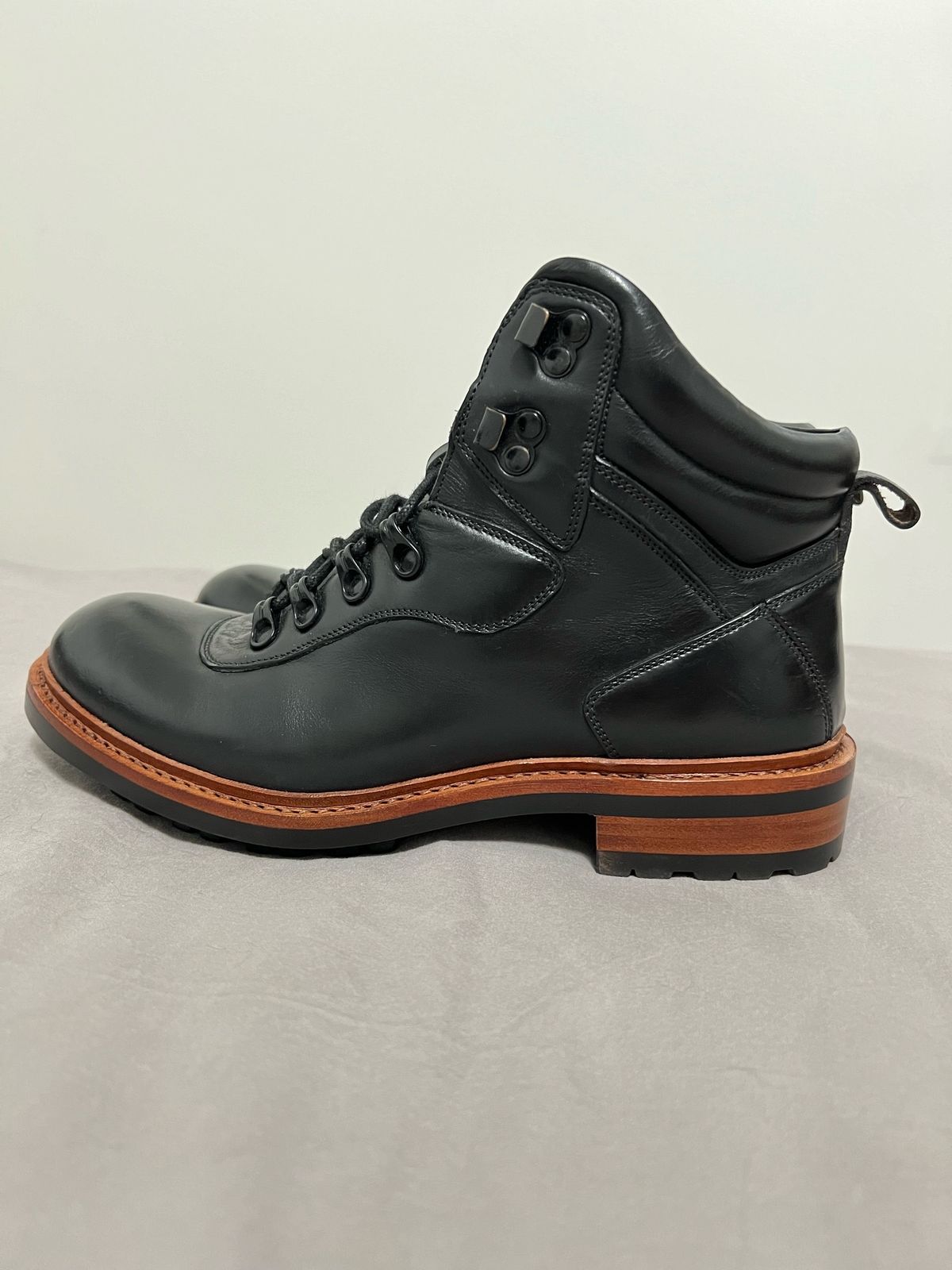 Photo by fieldlaf on October 1, 2024 of the Blkbrd Shoemaker Bulwark Trek Boot in Horween Black Chromexcel.