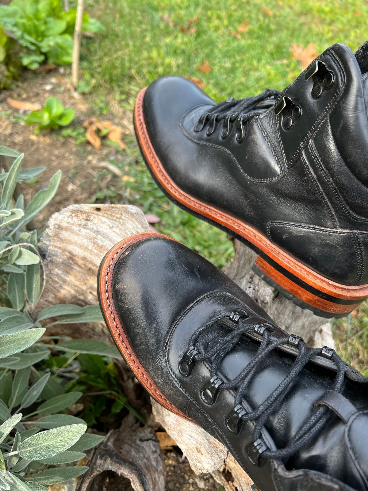 Photo by fieldlaf on November 4, 2024 of the Blkbrd Shoemaker Bulwark Trek Boot in Horween Black Chromexcel.