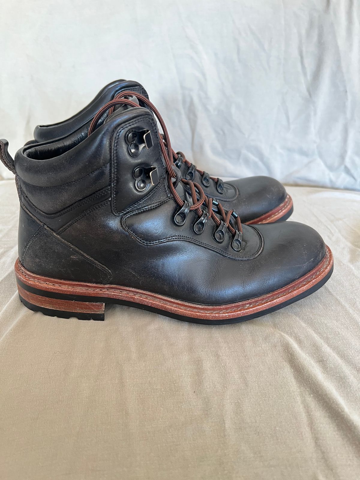 Photo by fieldlaf on December 5, 2024 of the Blkbrd Shoemaker Bulwark Trek Boot in Horween Black Chromexcel.