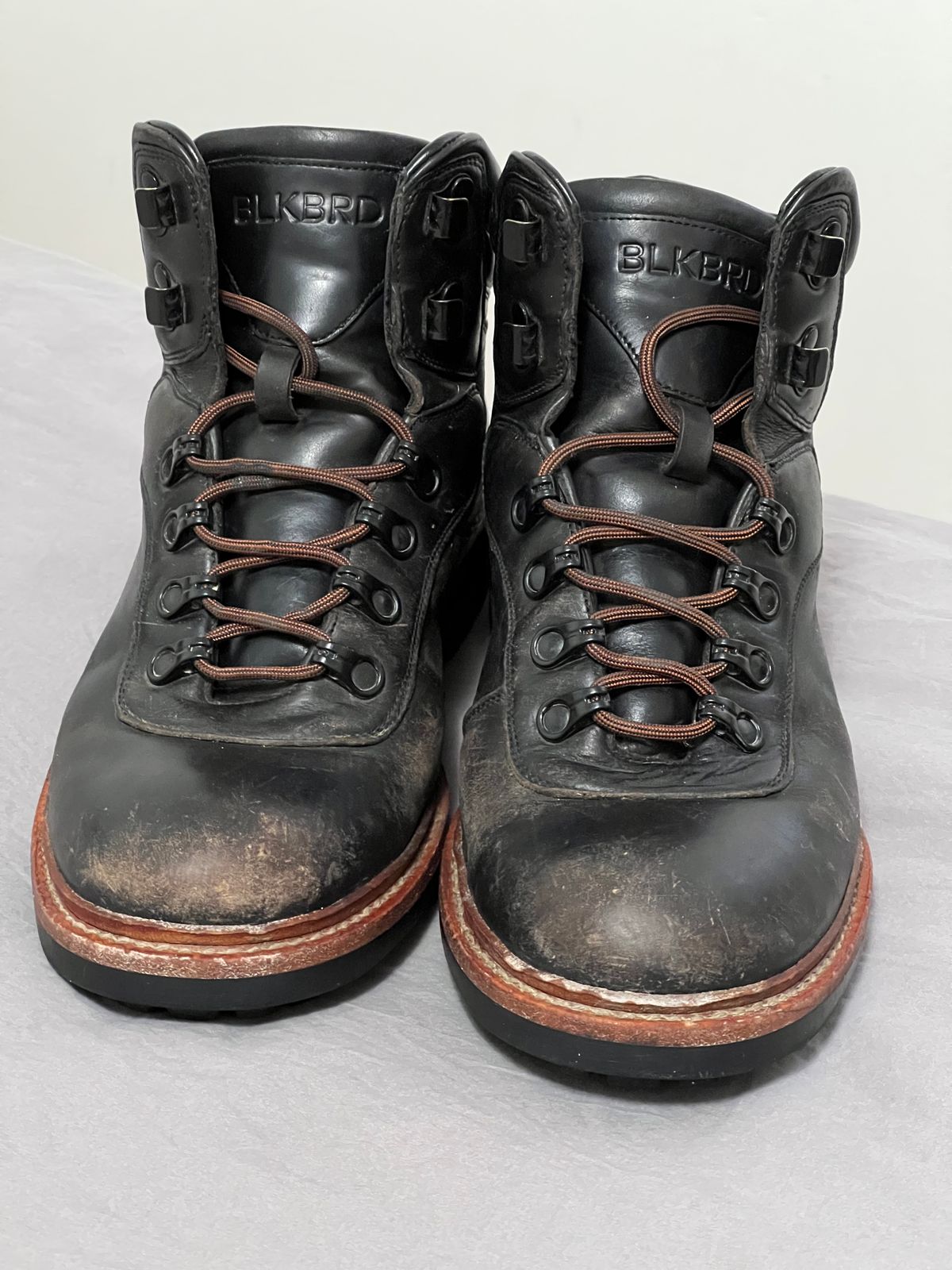 Photo by fieldlaf on January 1, 2025 of the Blkbrd Shoemaker Bulwark Trek Boot in Horween Black Chromexcel.