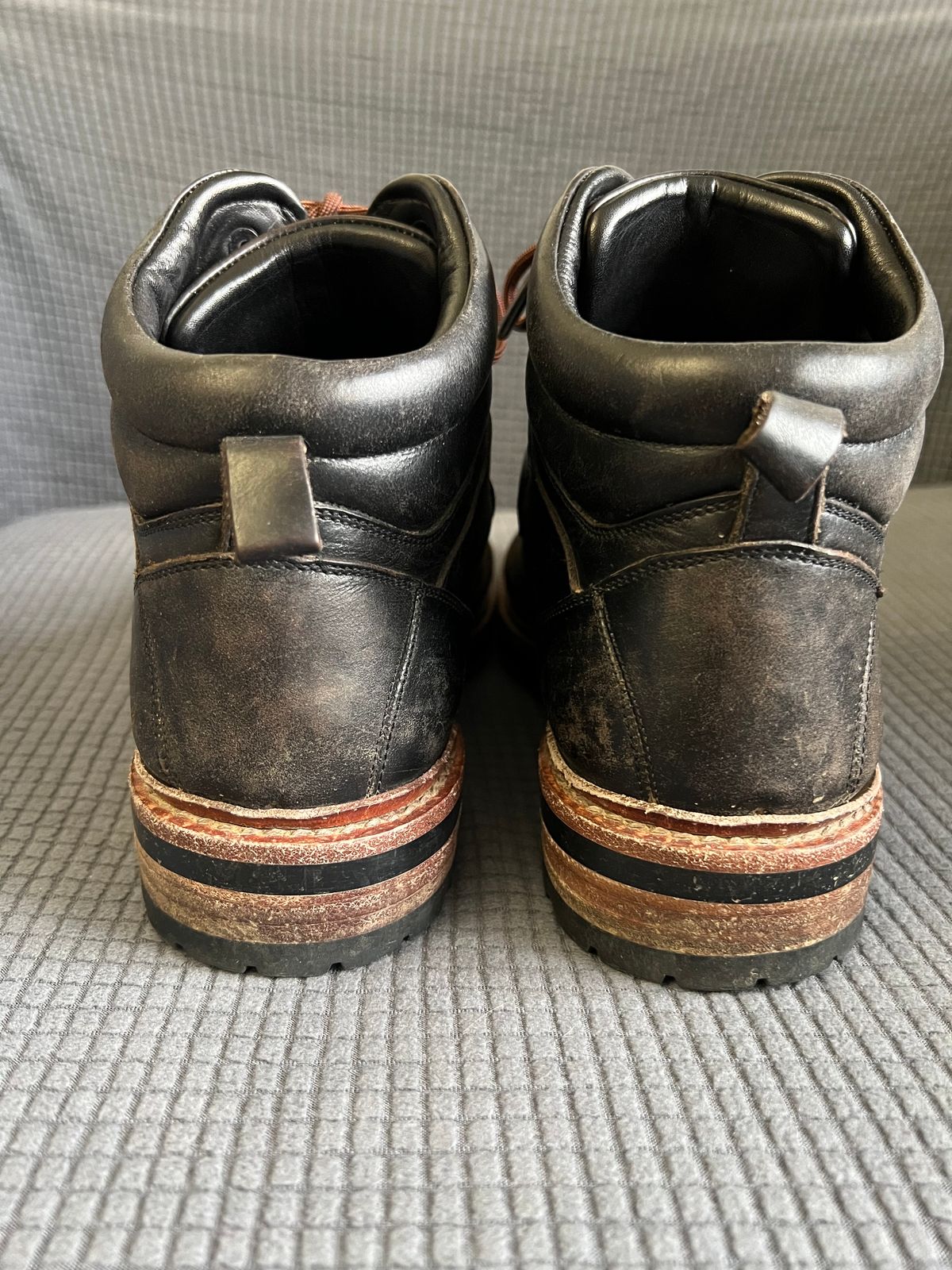 Photo by fieldlaf on April 4, 2025 of the Blkbrd Shoemaker Bulwark Trek Boot in Horween Black Chromexcel.