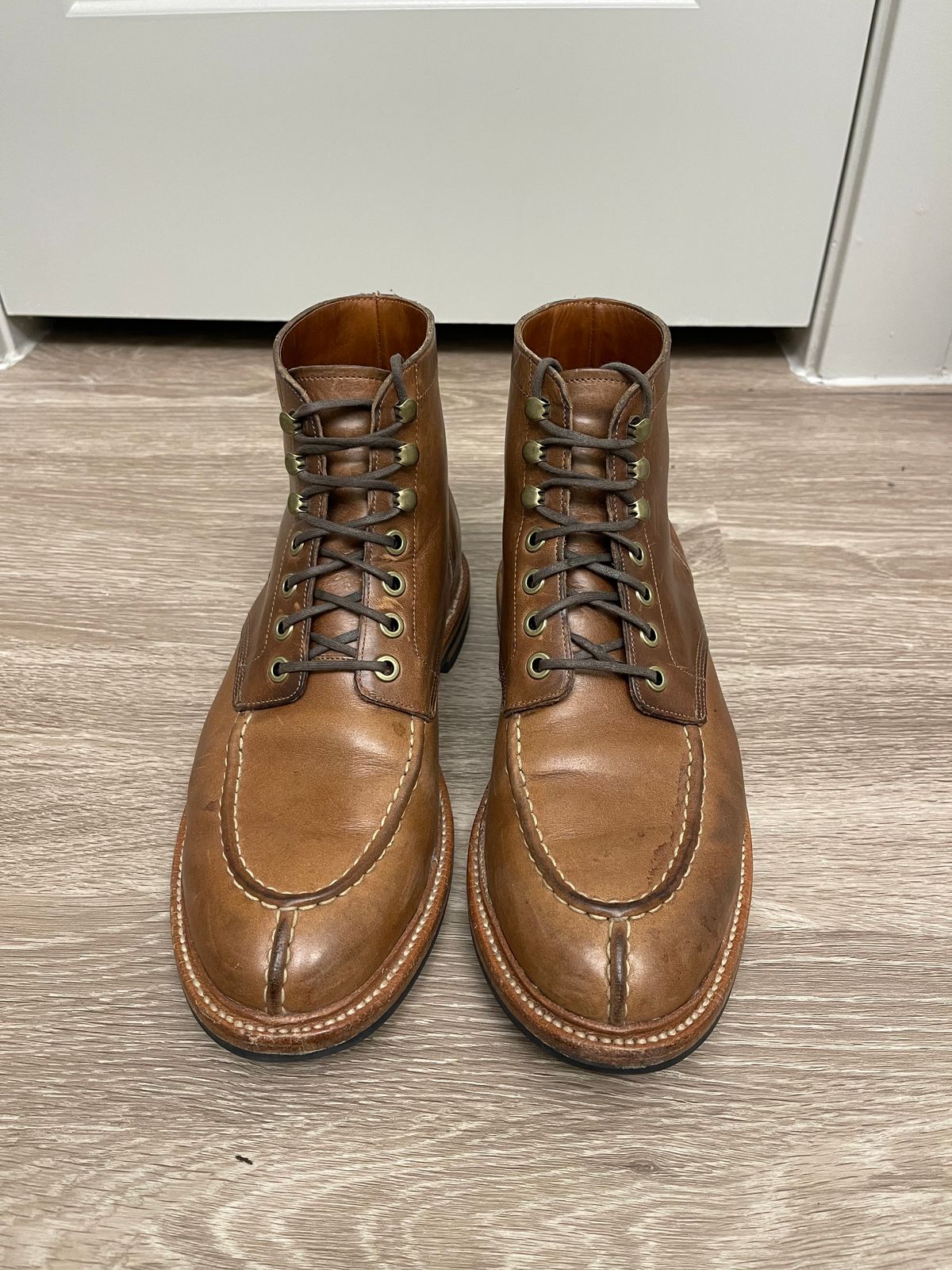 Photo by bullmoose303 on January 5, 2024 of the Grant Stone Ottawa Boot in Horween Dune Chromexcel.