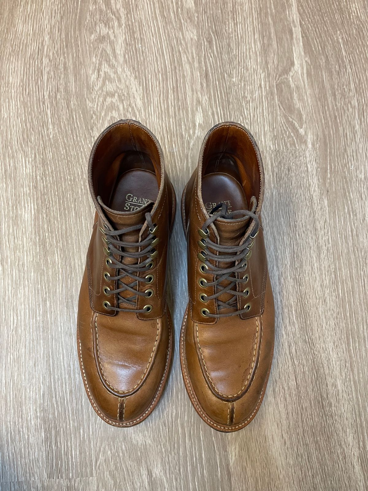 Photo by bullmoose303 on January 5, 2024 of the Grant Stone Ottawa Boot in Horween Dune Chromexcel.