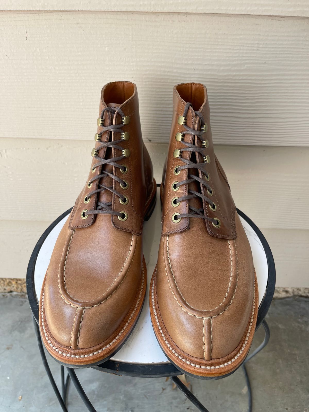 Photo by bullmoose303 on October 1, 2023 of the Grant Stone Ottawa Boot in Horween Dune Chromexcel.