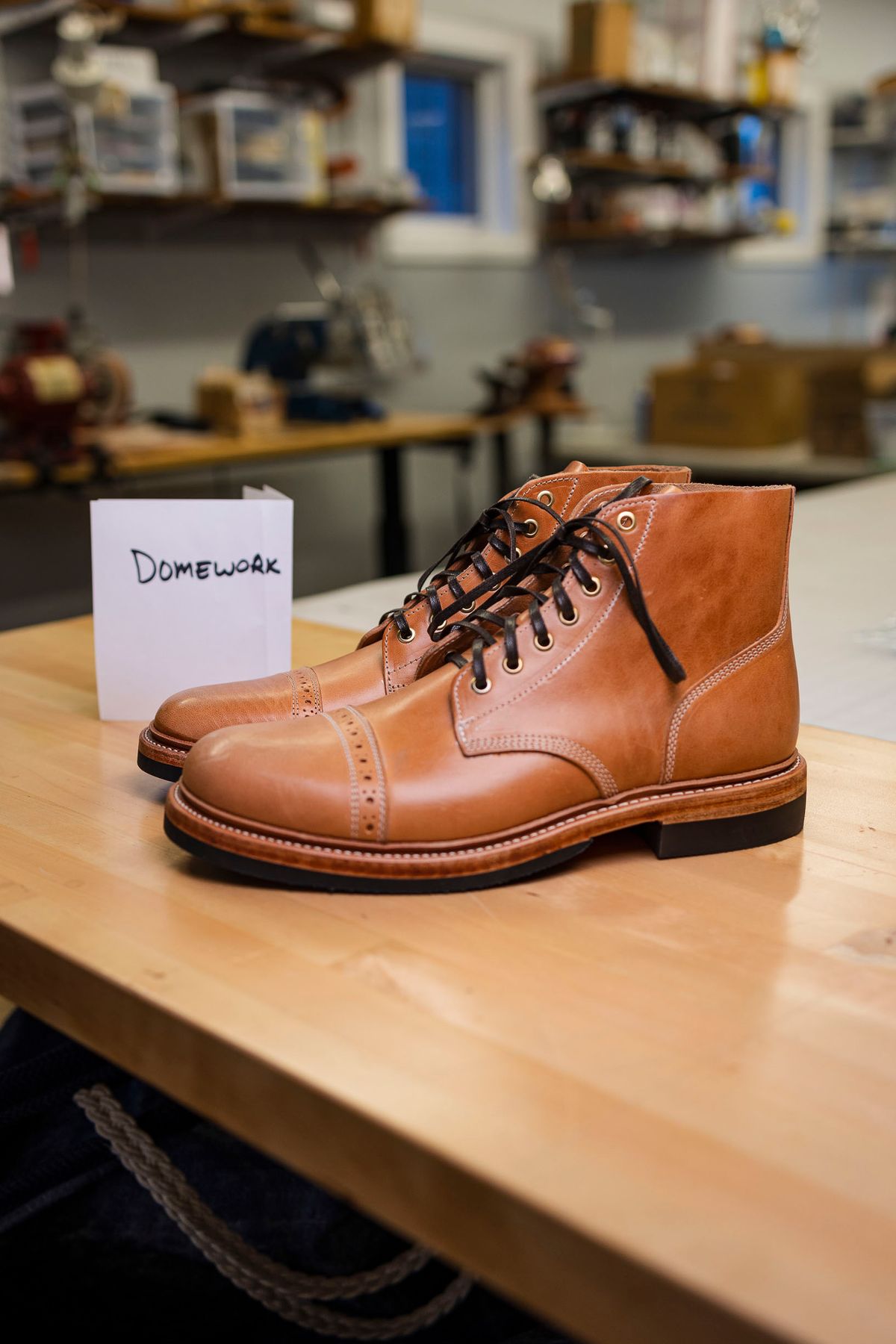 Photo by itsphil on October 3, 2022 of the Oak Street Bootmakers Field Boot in Maryam Natural Horsebutt.