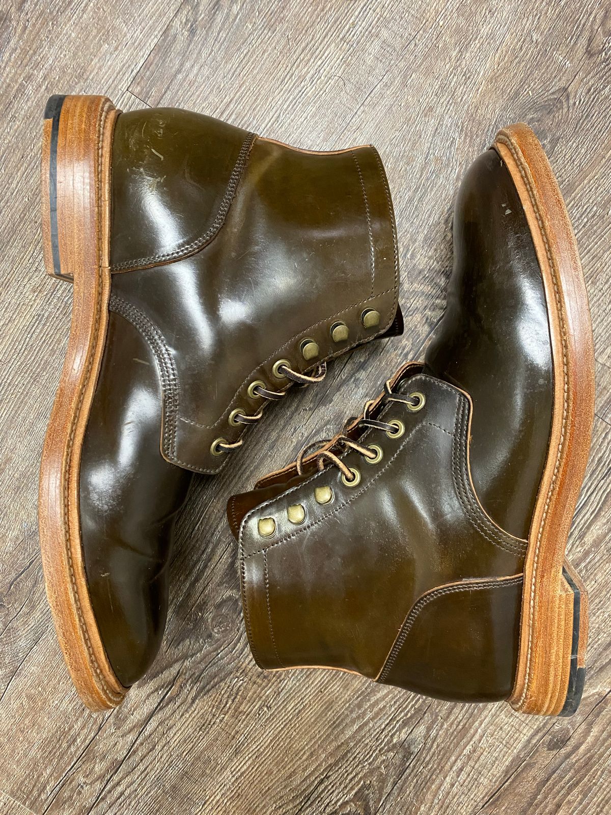 Photo by Acolosi7 on December 3, 2022 of the Grant Stone Diesel Boot in Horween Maduro Shell Cordovan.