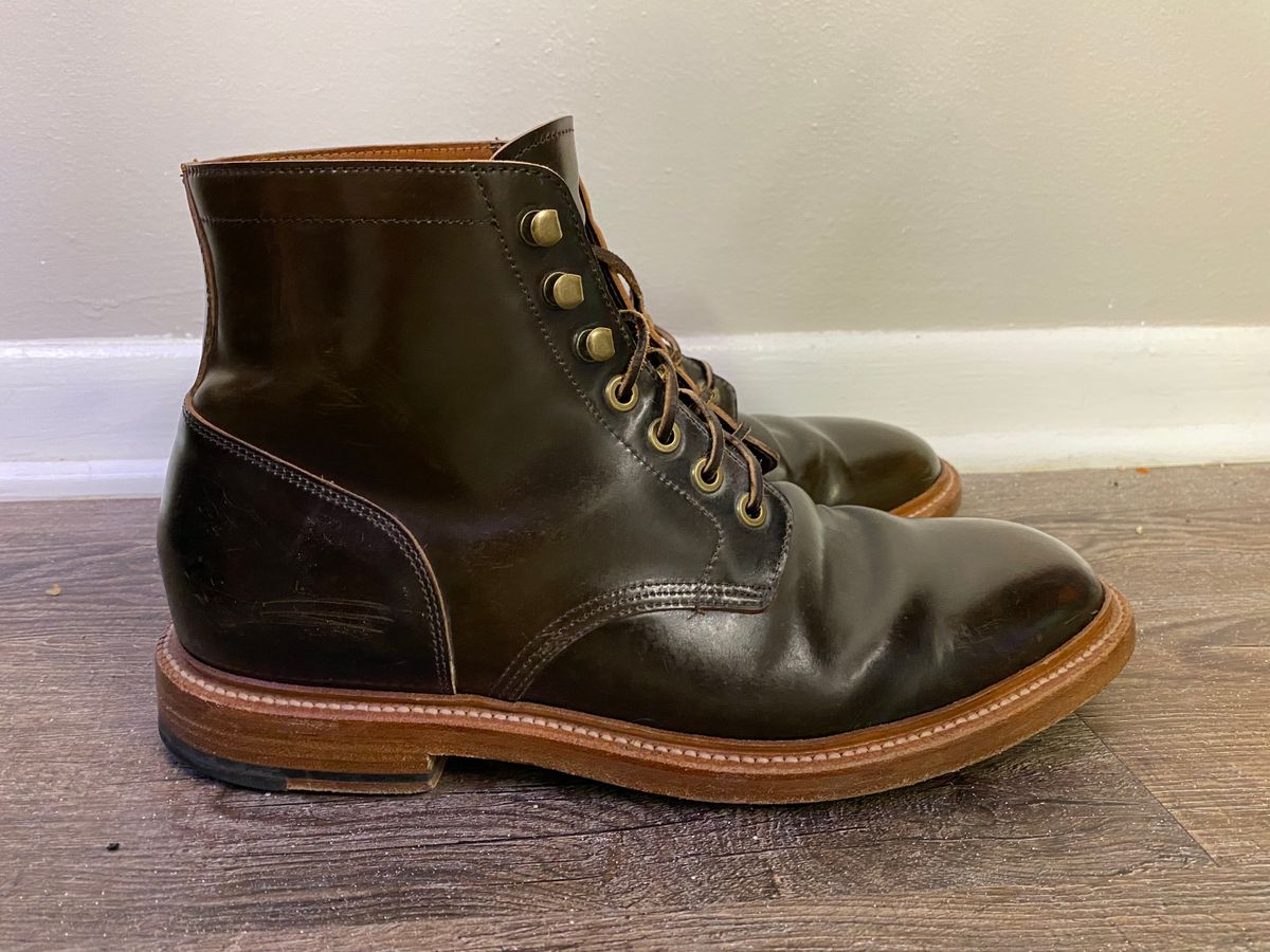 Photo by Acolosi7 on March 1, 2023 of the Grant Stone Diesel Boot in Horween Maduro Shell Cordovan.