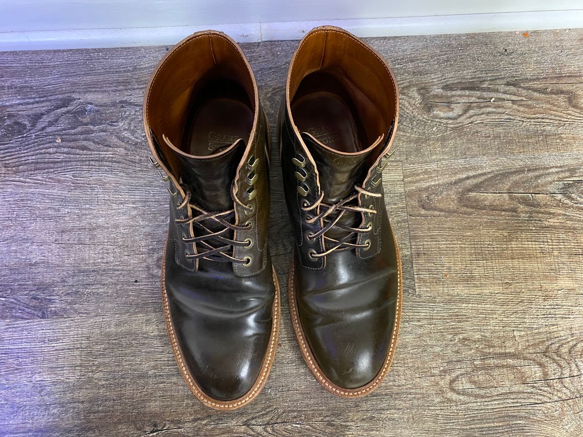 Photo by Acolosi7 on March 1, 2023 of the Grant Stone Diesel Boot in Horween Maduro Shell Cordovan.