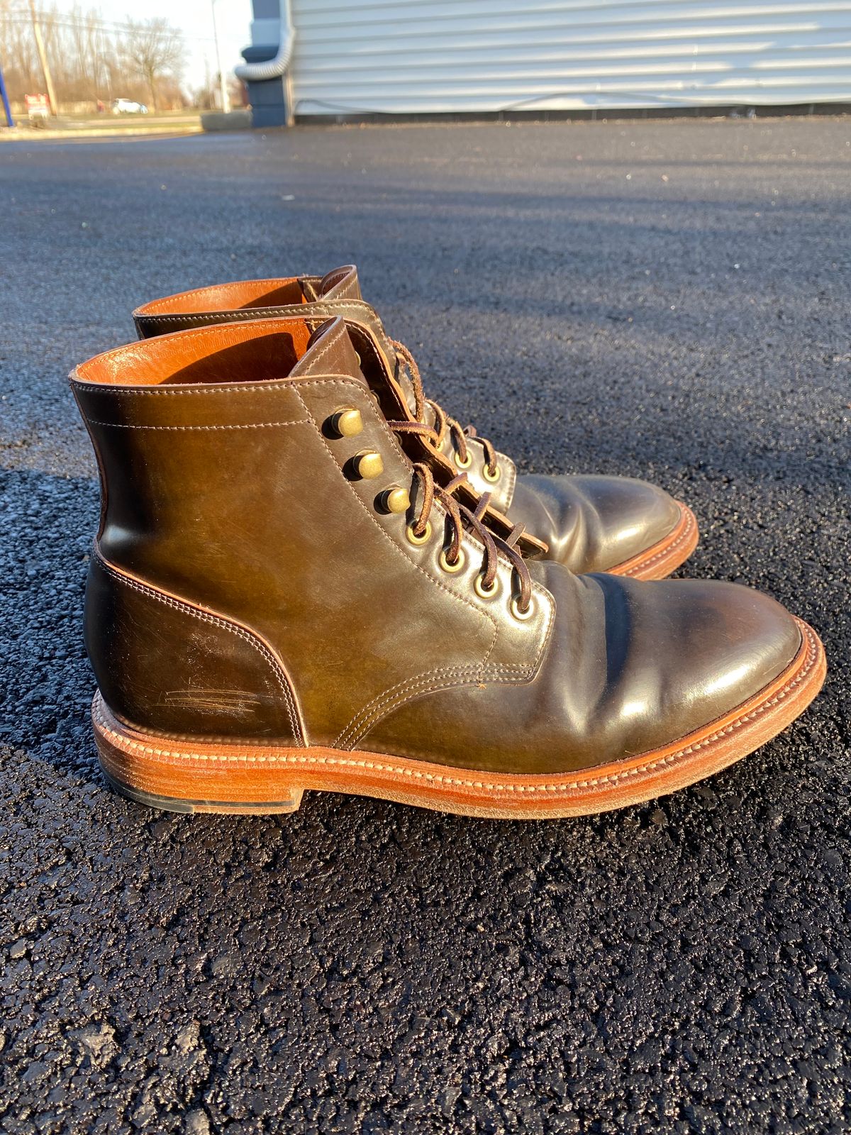 Photo by Acolosi7 on April 1, 2023 of the Grant Stone Diesel Boot in Horween Maduro Shell Cordovan.