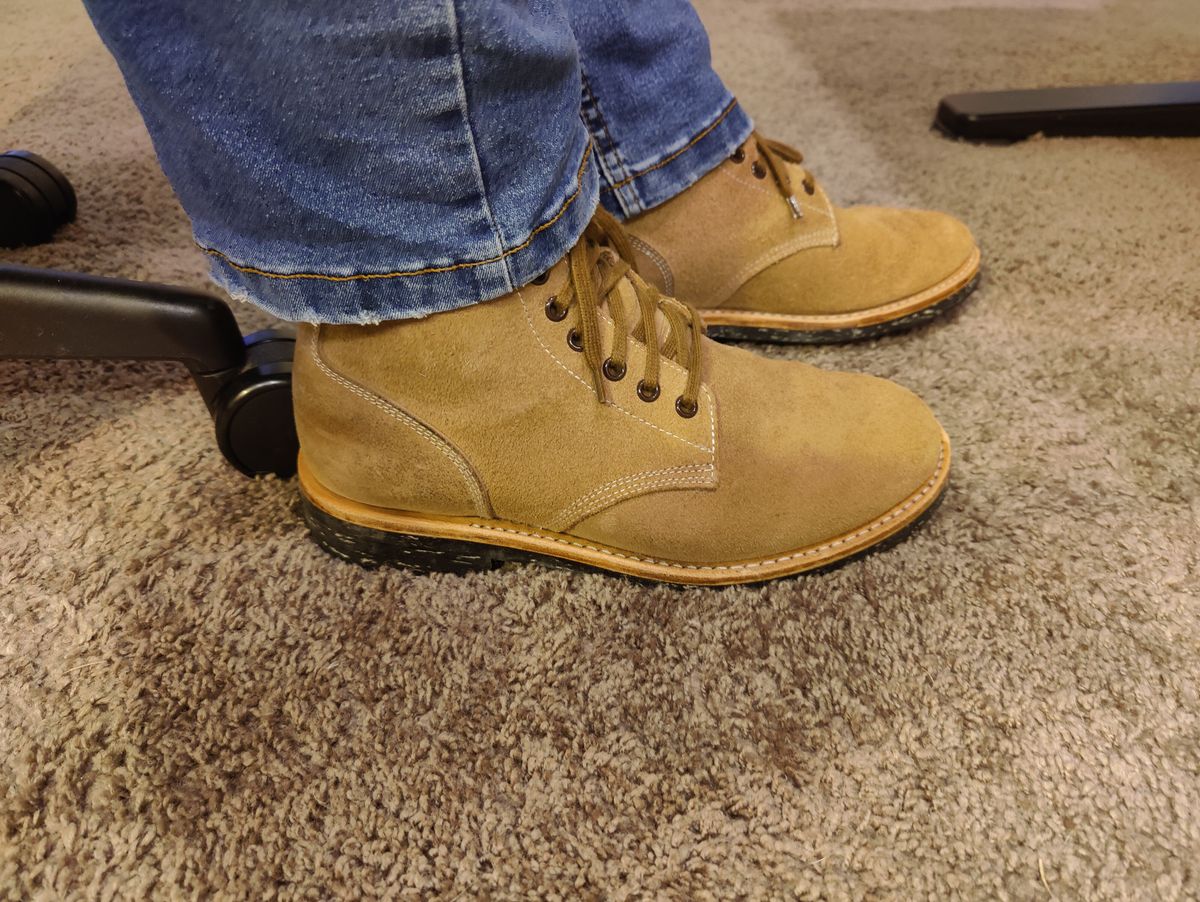 Photo by crberus81 on December 19, 2023 of the Oak Street Bootmakers Field Boot in Horween Marine Field Roughout.