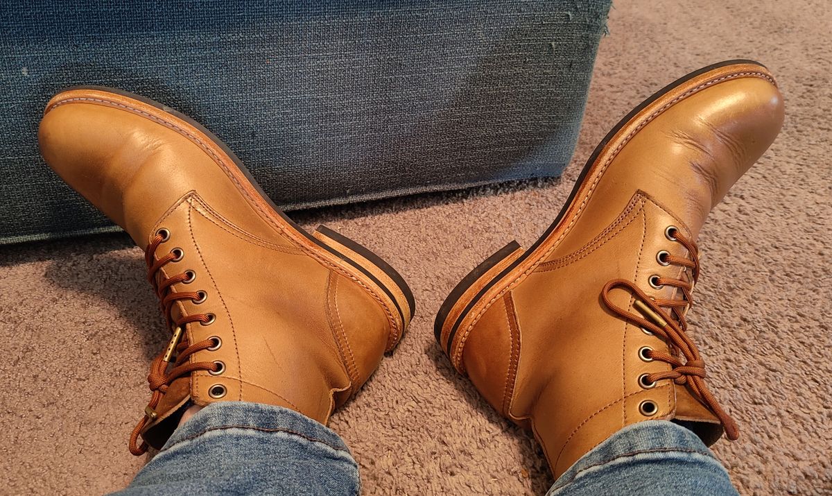 Photo by crberus81 on February 3, 2023 of the Oak Street Bootmakers Trench Boot in Horween Natural Chromexcel.