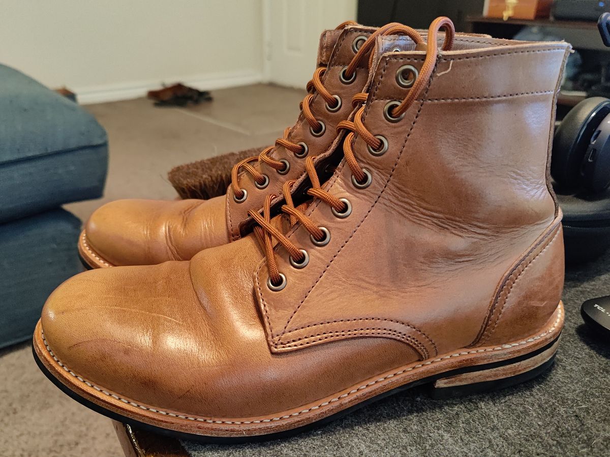 Photo by crberus81 on March 1, 2023 of the Oak Street Bootmakers Trench Boot in Horween Natural Chromexcel.