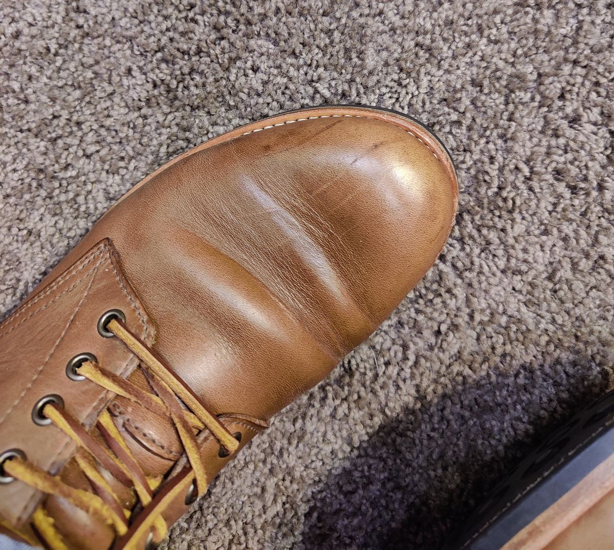 Photo by crberus81 on November 2, 2023 of the Oak Street Bootmakers Trench Boot in Horween Natural Chromexcel.