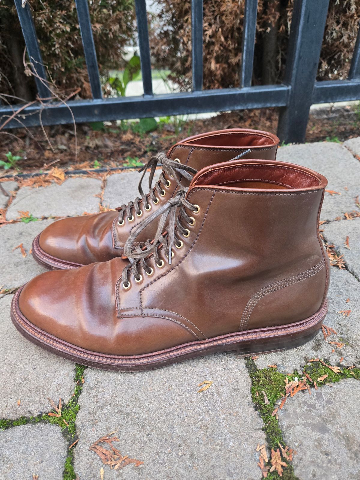Photo by chokkero on January 5, 2026 of the Alden Plain Toe Boot in Horween Ravello Shell Cordovan.