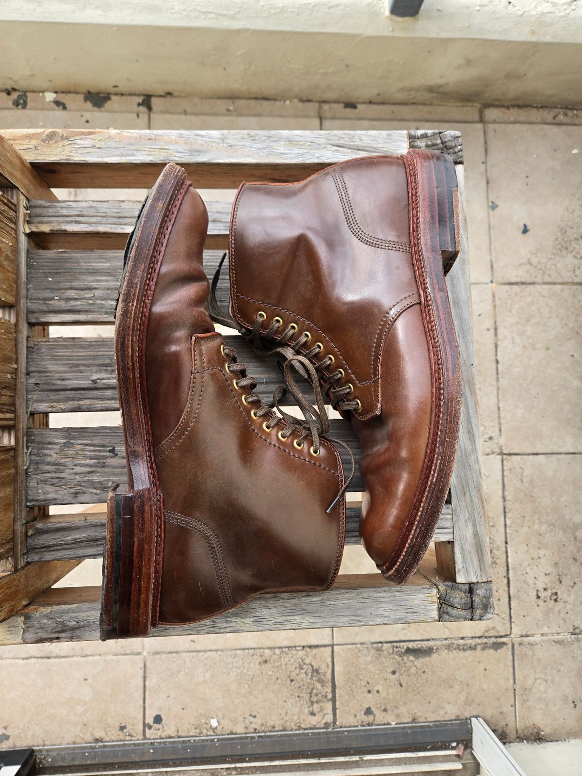 Photo by chokkero on February 3, 2026 of the Alden Plain Toe Boot in Horween Ravello Shell Cordovan.