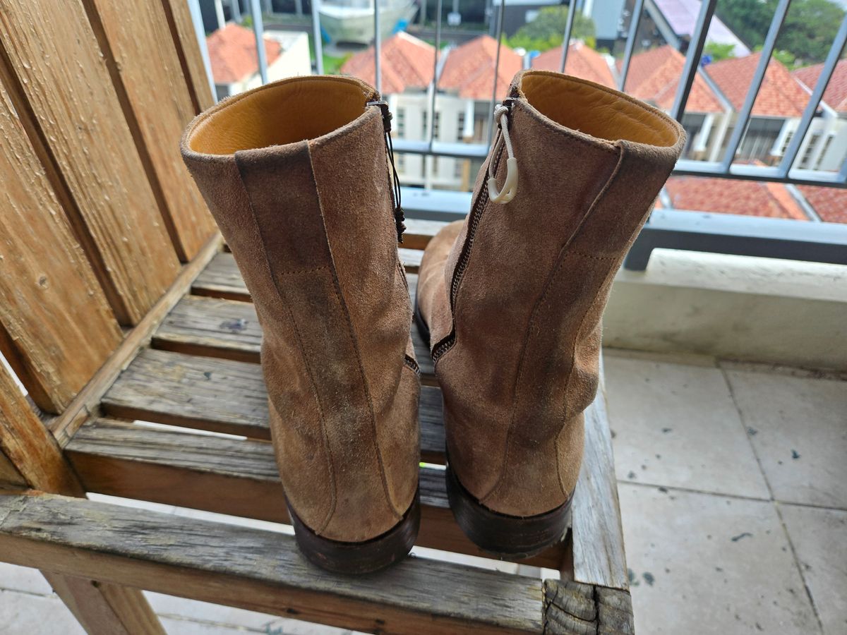 Photo by chokkero on November 1, 2025 of the Viberg Herald in Eco Veg Fallow Suede Roughout.