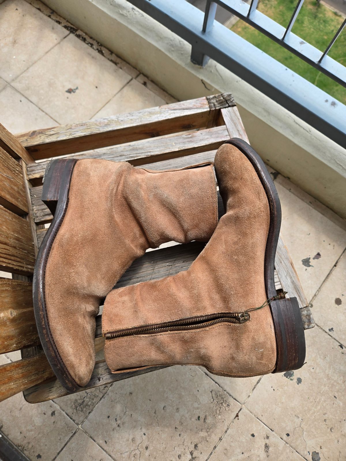 Photo by chokkero on December 3, 2025 of the Viberg Herald in Eco Veg Fallow Suede Roughout.