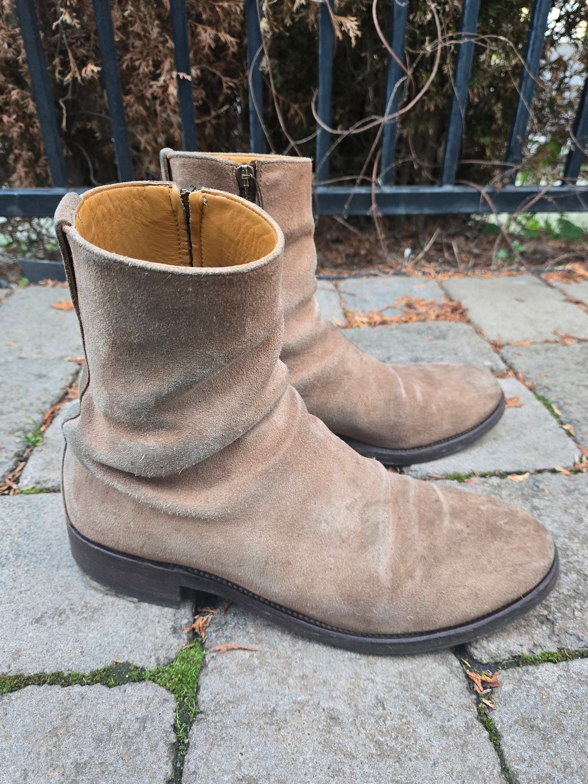 Photo by chokkero on January 5, 2026 of the Viberg Herald in Eco Veg Fallow Suede Roughout.