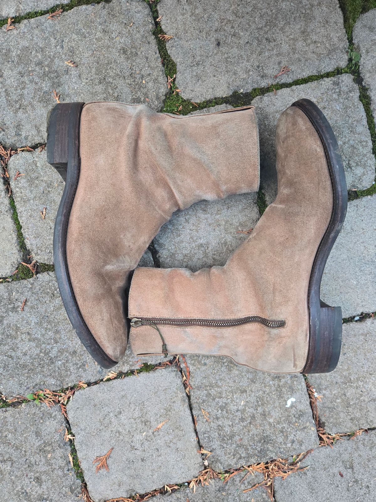 Photo by chokkero on January 5, 2026 of the Viberg Herald in Eco Veg Fallow Suede Roughout.