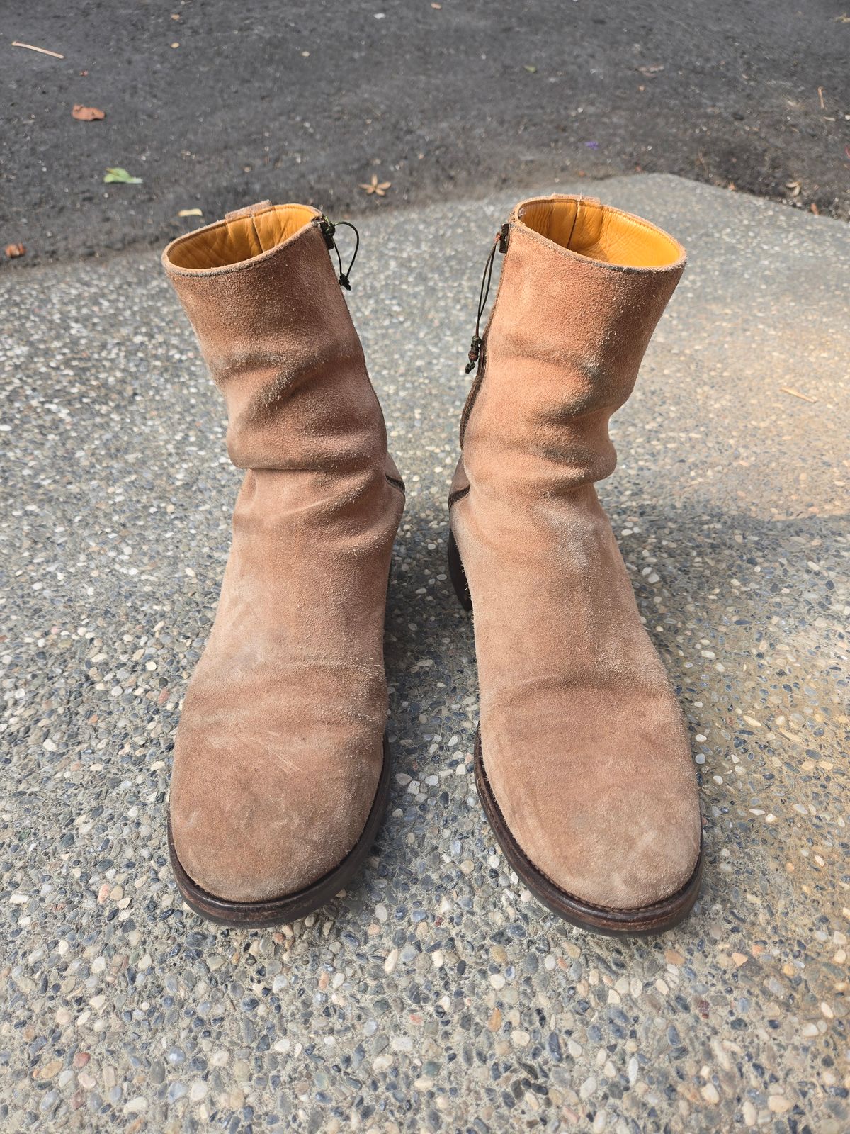 Photo by chokkero on April 2, 2026 of the Viberg Herald in Eco Veg Fallow Suede Roughout.