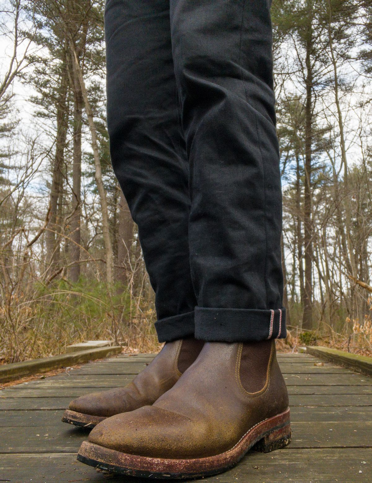 Photo by NewEnglandIndigo on January 31, 2023 of the Benzein The Seventh Chelsea Boot in Horween Olive Waxed Flesh.
