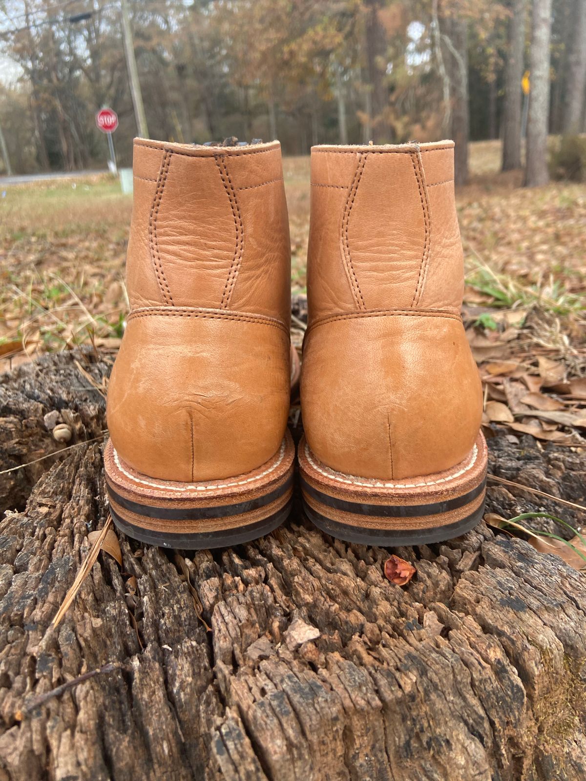 Photo by Fey on December 3, 2022 of the Grant Stone Diesel Boot in Horween English Tan Essex.