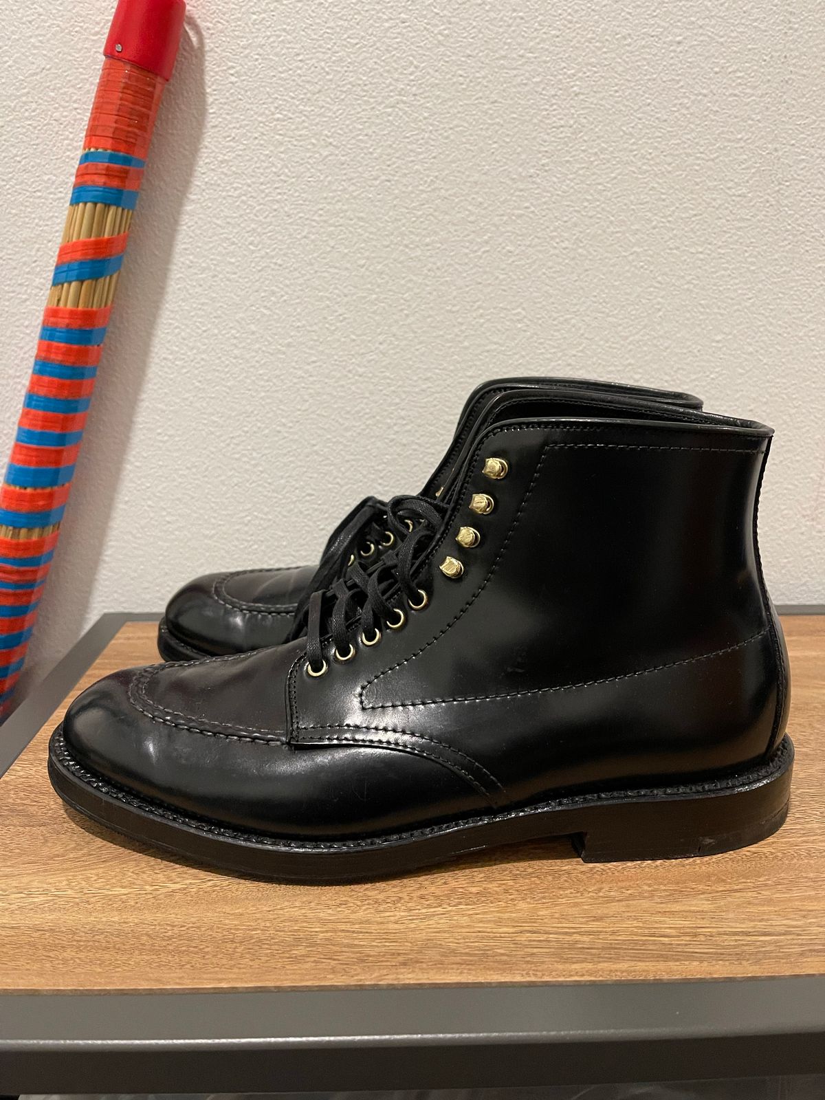 Photo by paranoid on May 8, 2022 of the Alden Indy Boot in Horween Black Shell Cordovan.