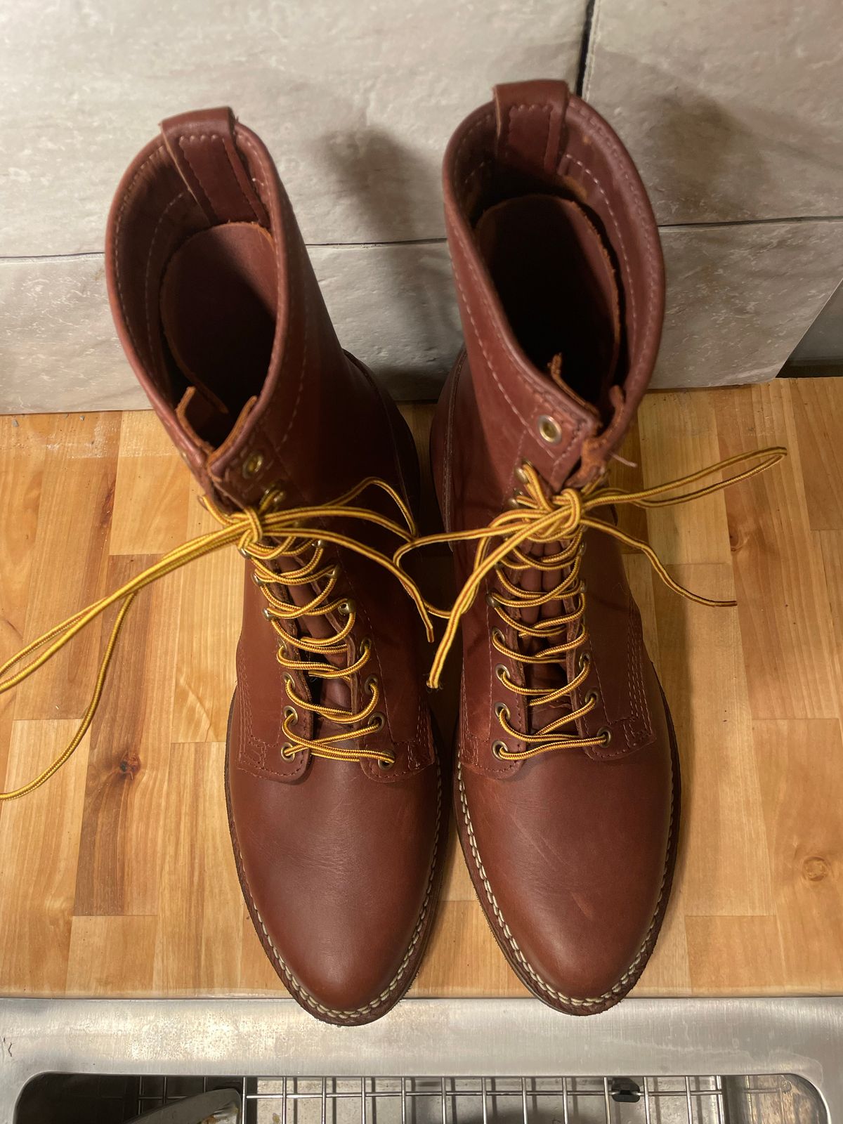 Photo by cjchris66 on October 1, 2022 of the Wesco Packer in Seidel Brown Oil Tan.