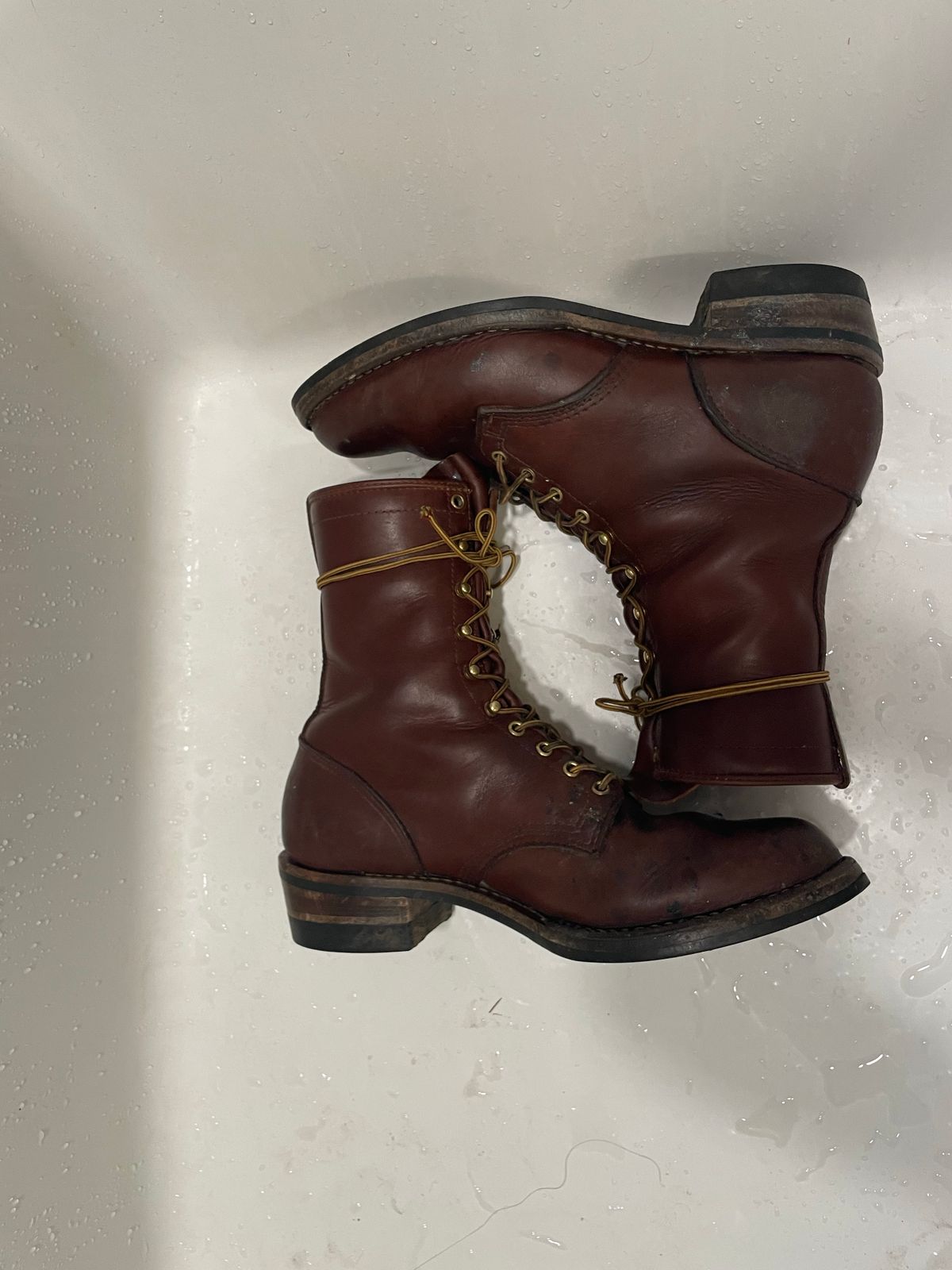 Photo by cjchris66 on November 6, 2022 of the Wesco Packer in Seidel Brown Oil Tan.