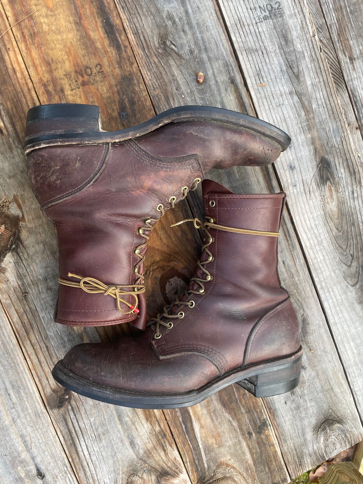 Photo by cjchris66 on January 5, 2023 of the Wesco Packer in Seidel Brown Oil Tan.